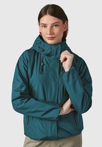 Giacca leggera e verde acqua con cappuccio, dotata di tasca frontale, cordini per il cappuccio regolabili e polsini elastici; superficie liscia con cuciture minime.