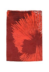 Tessuto a motivo rosso con design floreali astratti in diverse sfumature di arancione e rosso scuro. Texture liscia avvolta ordinatamente.