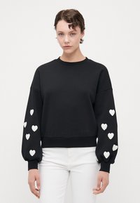ONLY Tall ONLMACY O NECK BOX - Mikina - black/cloud dancer