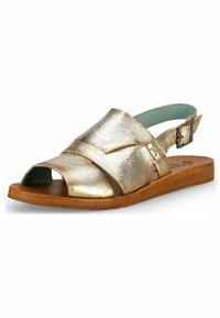 Sandale en cuir métallisé doré avec un bout ouvert, deux lanières superposées, boucle ajustable à la cheville et semelle texturée marron. Doublure intérieure bleu clair.