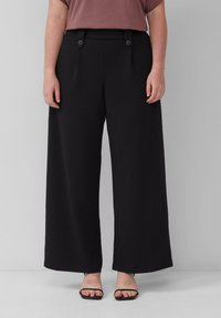 Schwarzweite Hosen mit glattem Stoff, hoher Taille und zwei vorderen Knöpfen. Minimalistisches Design, ohne Muster oder Akzente.