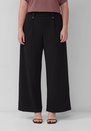 Wijdvallende zwarte broek van gladde stof, met een hoge tailleband en twee knopen aan de voorkant. Minimalistisch ontwerp, zonder patronen of accenten.