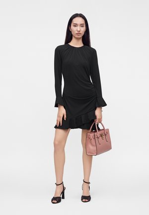 MICHAEL Michael Kors, HAMILTON MODERNE SATCHEL - Håndtasker - primrose