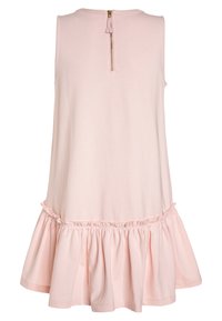 Sukienka bez rękawów w jasnoróżowym kolorze, uszyta z bawełny, z marszczonym dołem wykończonym falbanką, posiadająca złoty zamek błyskawiczny z tyłu i okrągły dekolt.