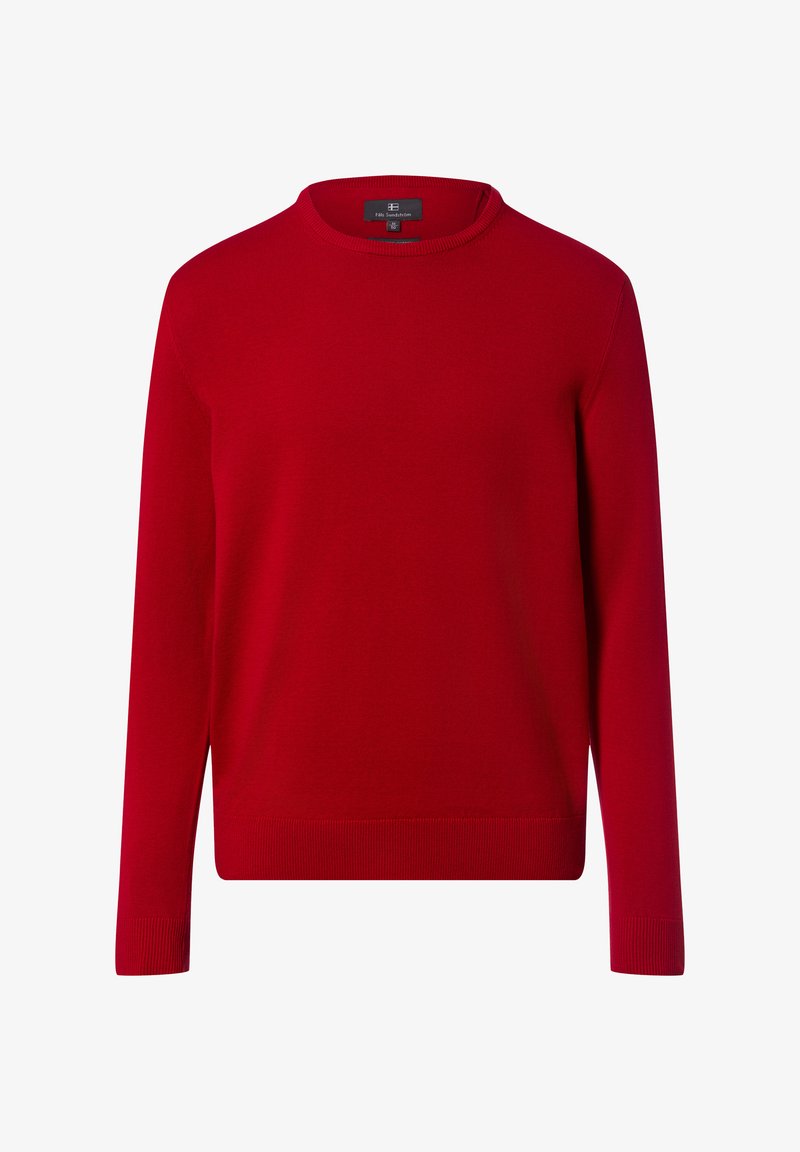 Czerwony dziany sweter z dekoltem typu crew neck, długimi rękawami oraz ściągaczami przy mankietach i dolnym brzegu. Gładka faktura i jednolity kolor bez wzorów.