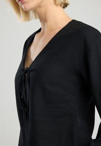 America Today BALU - Camicetta - black