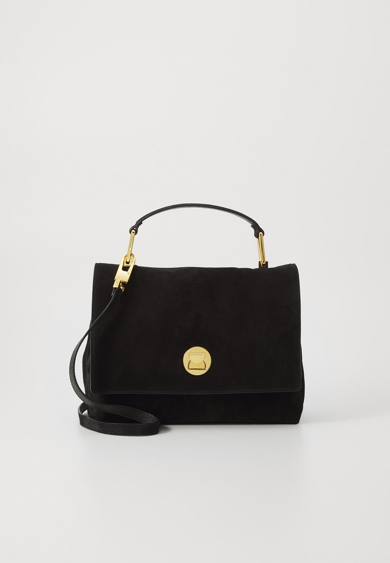 Mustat nahkalaukku, jossa on taitettava läppä, kultaiset yksityiskohdat, yläkäsikahva ja irrotettava olkahihna.