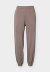STUDIO OVERSIZED - Παντελόνι φόρμας - brown
