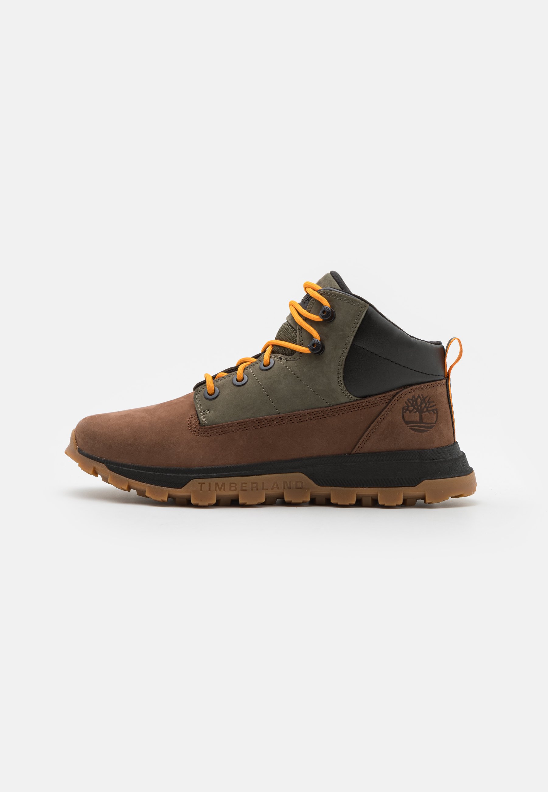 treeline chukka timberland