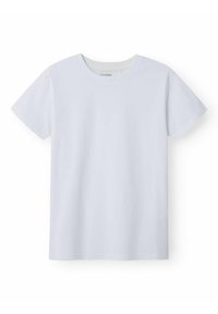 Tricou alb cu mânecă scurtă, fabricat din bumbac. Design clasic cu guler rotund, textură netedă și tiv drept, fără modele sau accente.