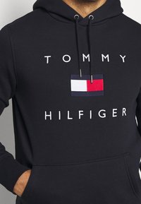Tommy Hilfiger Felpa con cappuccio - dark blue