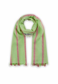Écharpe verte avec des motifs en zigzag rose, comportant des bords effilochés et un tissu léger et texturé.