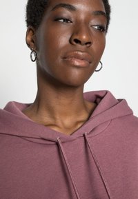 ONLY Tall ONLJODA EVERY HOODIE  - Sweatshirt com capuz - rose brown melange