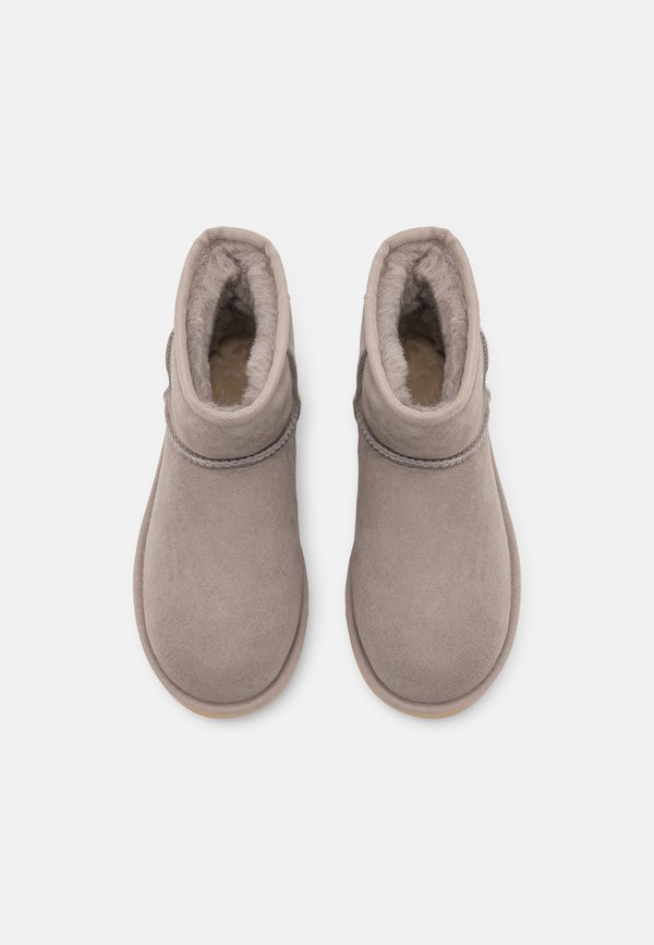 CLASSIC MINI II - Classic ankle boots - campfire3