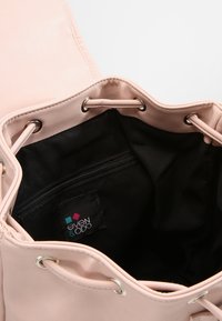 Even&Odd Rucksack - light pink