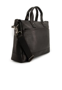 Schwarze Lederhandtasche mit zwei oberen Griffen und verstellbarem Schultergurt. Verfügt über einen Reißverschluss und eine strukturierte Oberfläche für Langlebigkeit.
