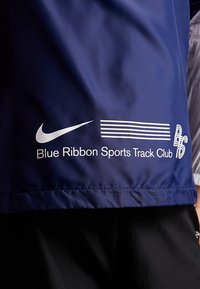 Nike Performance Chaqueta de running - dark blue