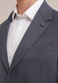 Thumbnail Image 4