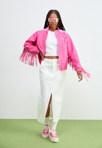 adidas Originals JACKET - Dirbtinės odos striukė - pulse magenta