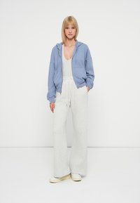 Abercrombie & Fitch SUNDAY HOODED - Φούτερ με φερμουάρ - blue