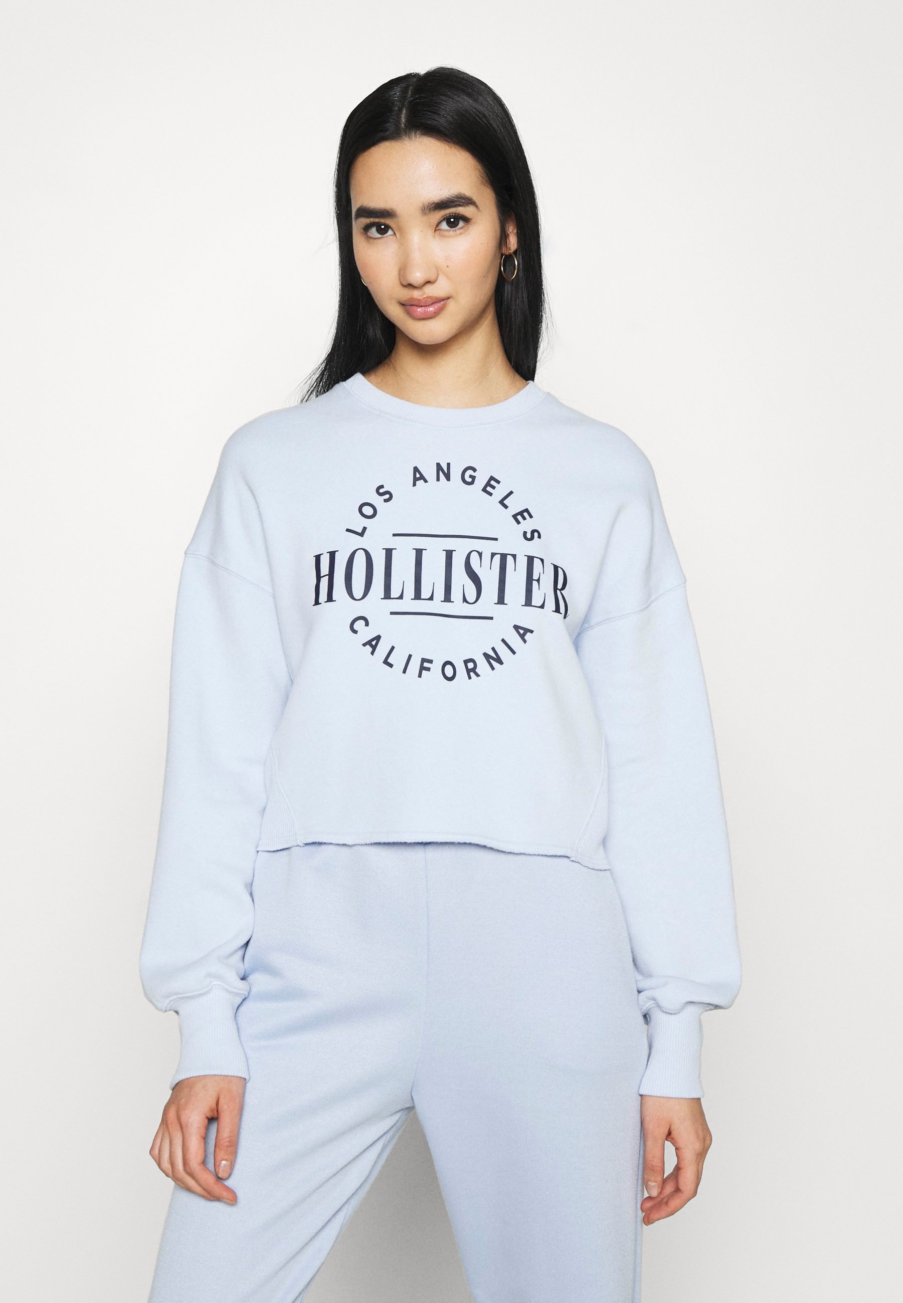 hollister usa online