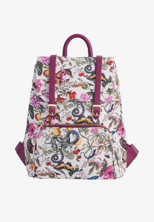 Gėlių raštų kuprinė su balta baze, violetiniais dirželiais, viršutine rankena ir priekinia kišenė su užtrauktuku. Savybėje yra įvairių spalvų botaniniai dizainai.