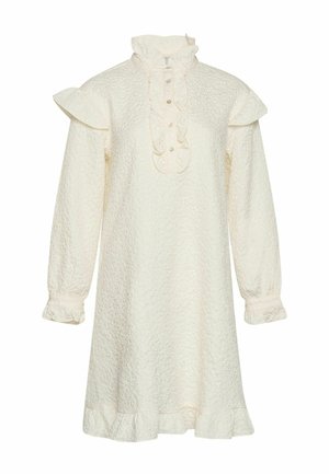 Biela textúrovaná šaty s volánovým golierom a manžetami, zapínanie na gombíky vpredu a krátke volánové akcenty na rukávoch. Dlhý rukáv.