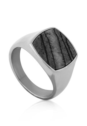 Ring - white