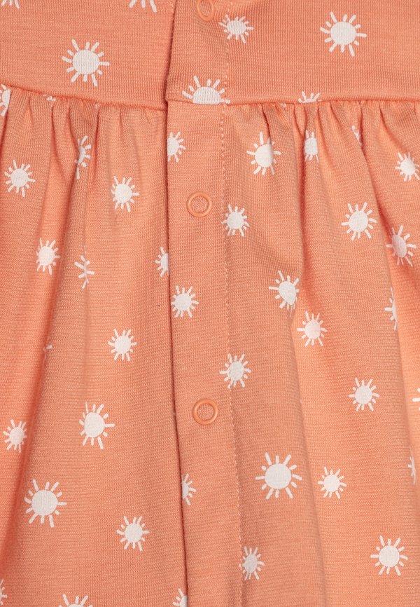 BEBE BARAFA ENSEMBLE SET - Shorts4