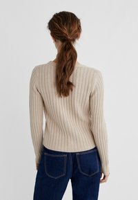 Stradivarius Kardigan