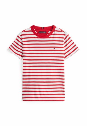 Czerwono-biała koszulka w paski z okrągłym dekoltem, krótkimi rękawami i małym logo po lewej stronie. Wykonana z lekkiej bawełny.