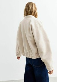 New Look TEXTURED - Chaquetas bomber - cream