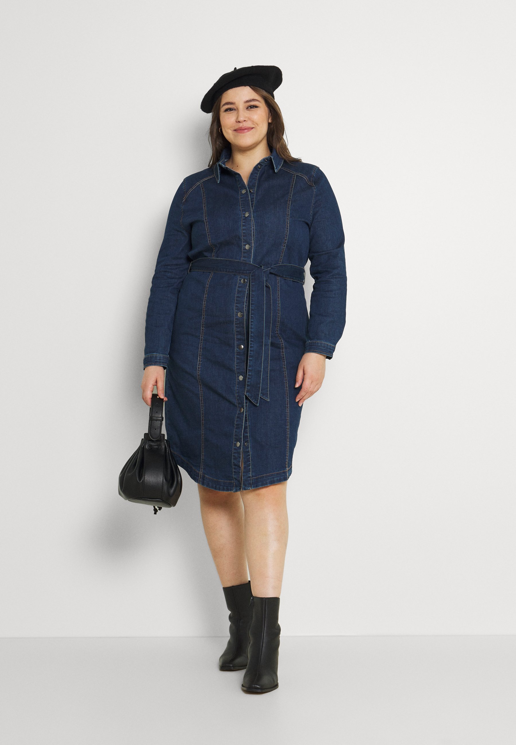 ONLY Carmakoma CARCILA LIFE DRESS 