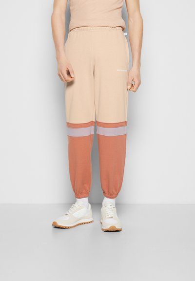 Martin Asbjørn AUSTIN TRACK PANTS - Calças de fato de treino - deauville mauve