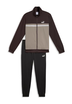 Tuta da ginnastica Puma due pezzi con giacca marrone e beige con zip e pantaloni neri con vita elastica, entrambi con logo Puma.