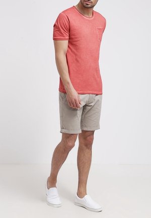 Selected, Short - light grey