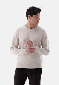 Non selezionato, beige