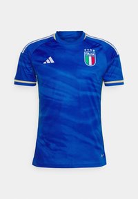 Maglia da calcio blu con scollatura rotonda, maniche corte e dettagli gialli. Presenta lo stemma dell'Italia e il logo Adidas sul petto.