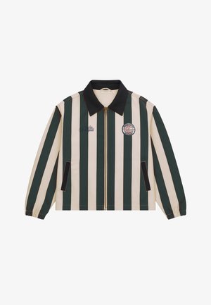 Bunda s vertikálními tmavě zelenými a béžovými pruhy, černým límcem, předním zipem, bočními kapsami a vyšitými logy na hrudi.