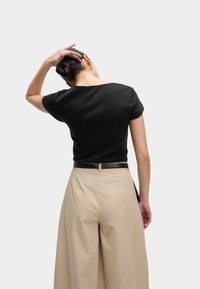 Marks & Spencer Jednoduché tričko - black