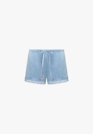Bermudas azul claro feitas de tecido macio com um cós elástico, cordão de seda e acabamento em renda na barra.