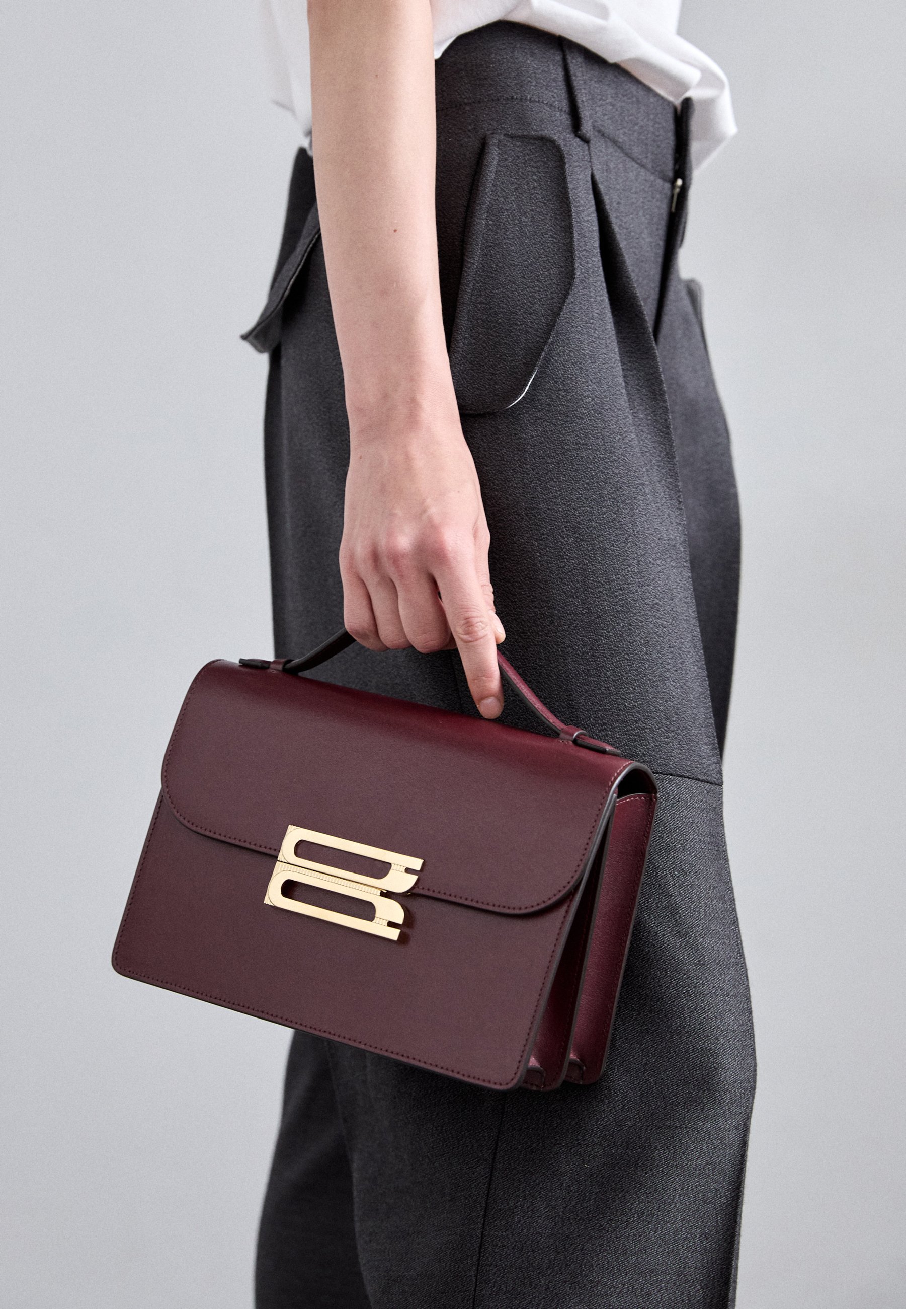 Victoria Beckham DORIAN BAG - Handbag - burgundy/bordeaux
