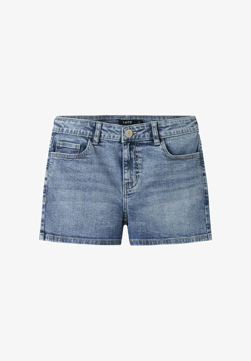 Short en jean bleu clair avec bouton avant, fermeture éclair, passants de ceinture et trois poches avant, étiqueté LMTD taille 104.