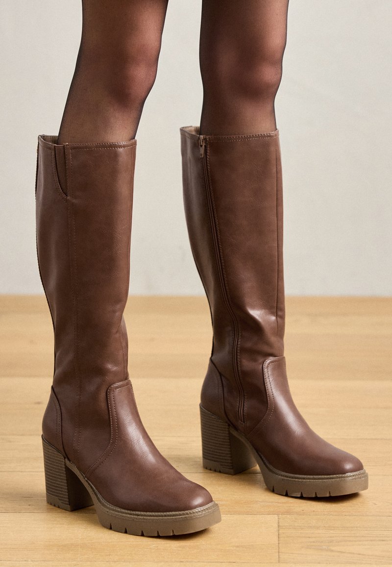 Anna Field Platform boots cognac