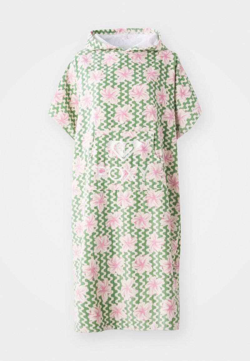 Poncho con cappuccio verde con motivo floreale rosa, dotato di tasca frontale e maniche corte, realizzato in tessuto morbido.