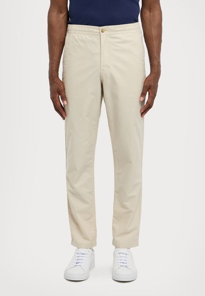 Polo Ralph Lauren FLAT FRONT PREPSTER - Püksid - basic sand