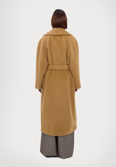 Alberta Ferretti LONG JACKET - Casaco clássico - brown