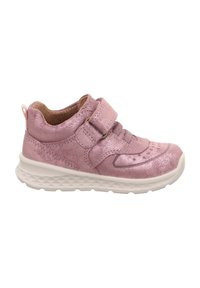 Rosa metallische Kindersneaker mit einem Klettverschluss, strukturiertem Obermaterial, atmungsaktiven Perforationen und einer weißen Gummisohle.