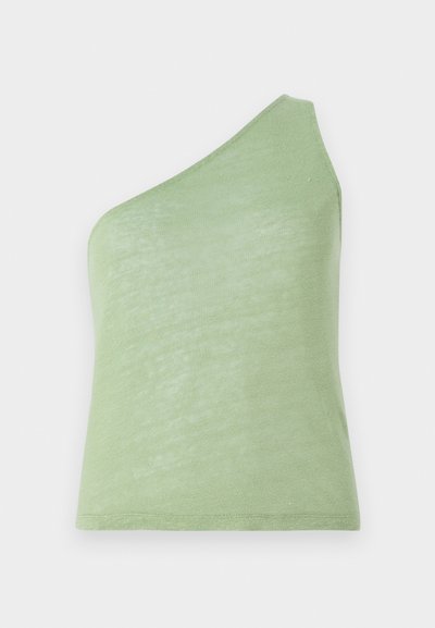Asymmetrisk grön linne i mjukt, lätt material, med en axelrem och en slät yta.
