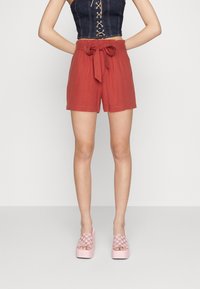 JDY Shorts - red